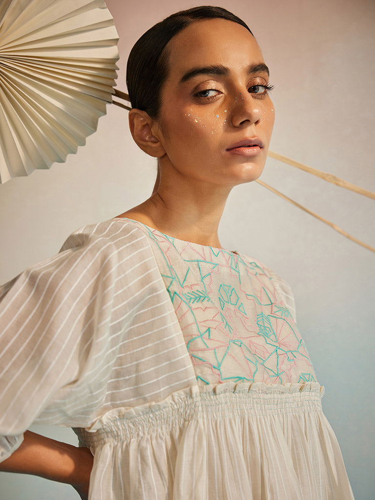 Hakanai Square Sleeve Top TOPS Ahmev