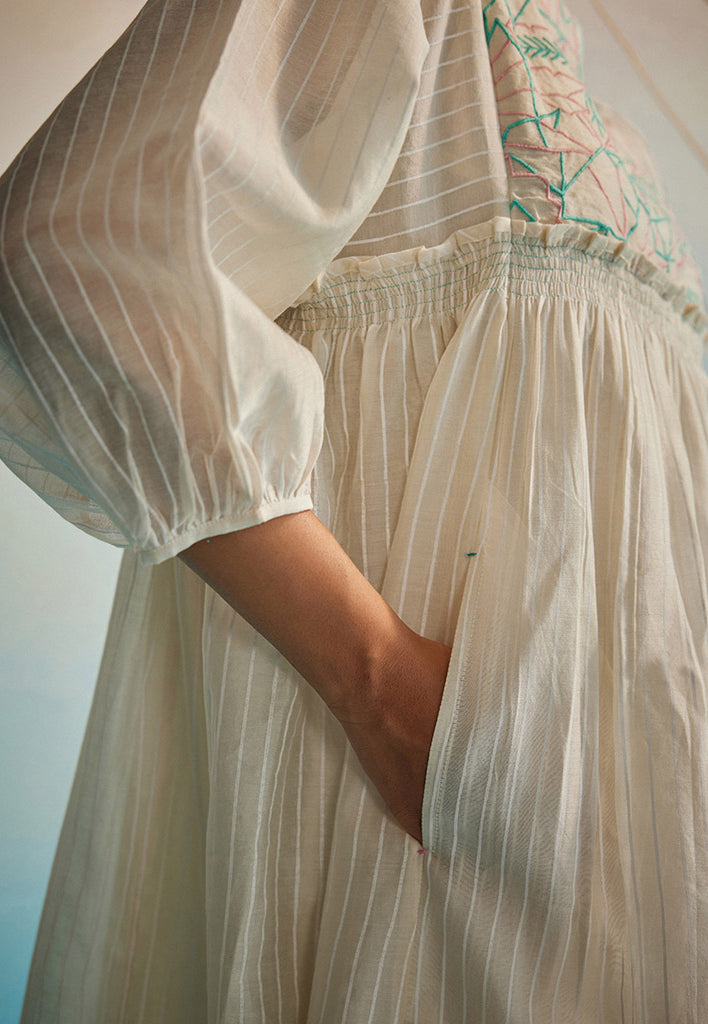 Hakanai Square Sleeve Top TOPS Ahmev