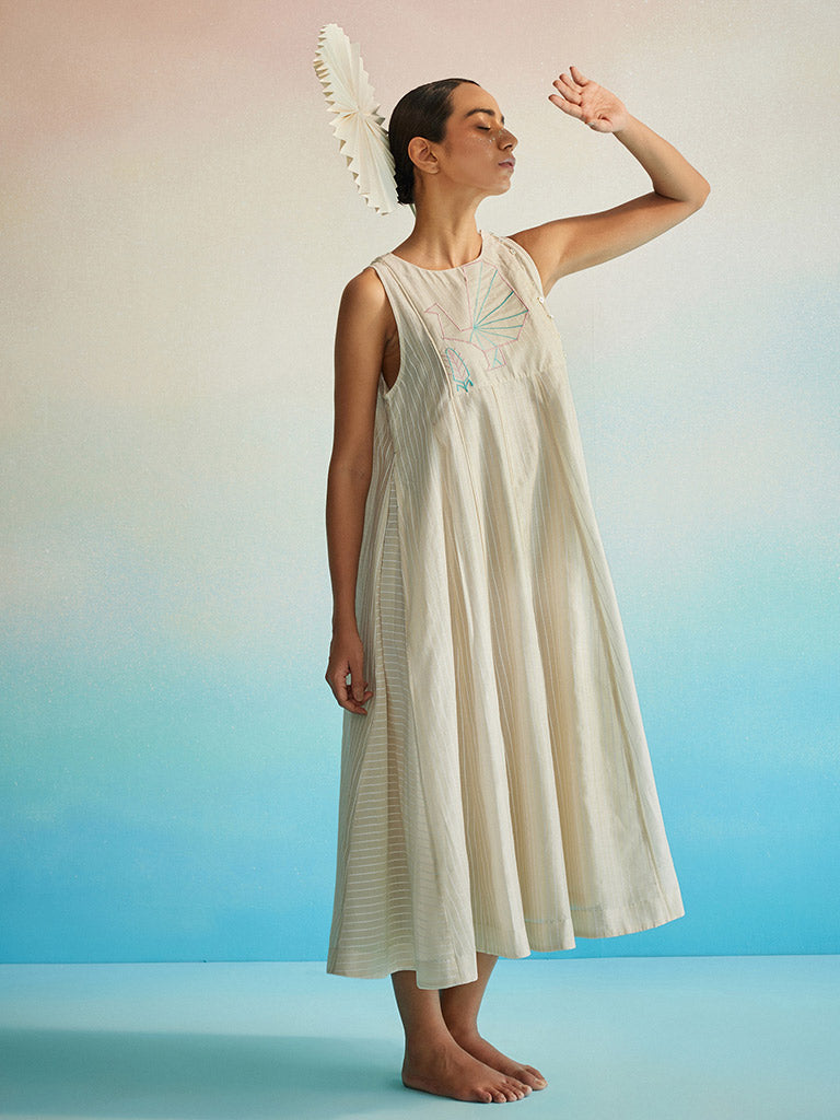 Utsuroi Halter Dress DRESSES Ahmev