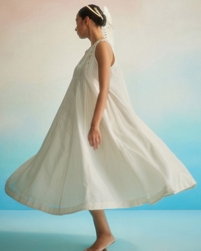 Utsuroi Halter Dress DRESSES Ahmev