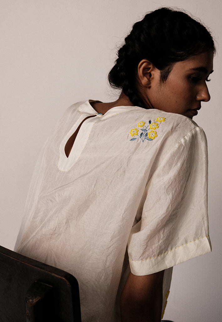 Tara T-Shirt TOPS IKKIVI