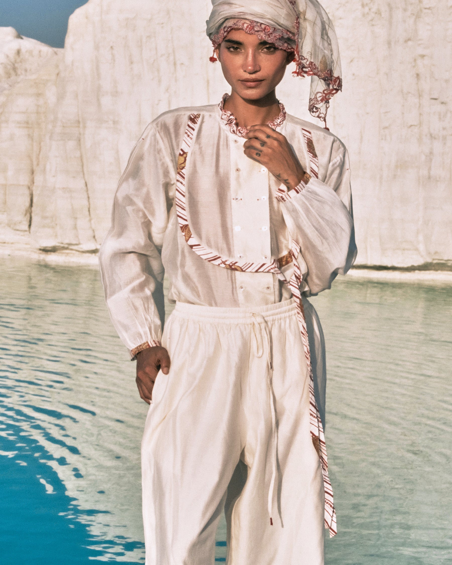 Thiri Embroidered Pants BOTTOMS Ahmev