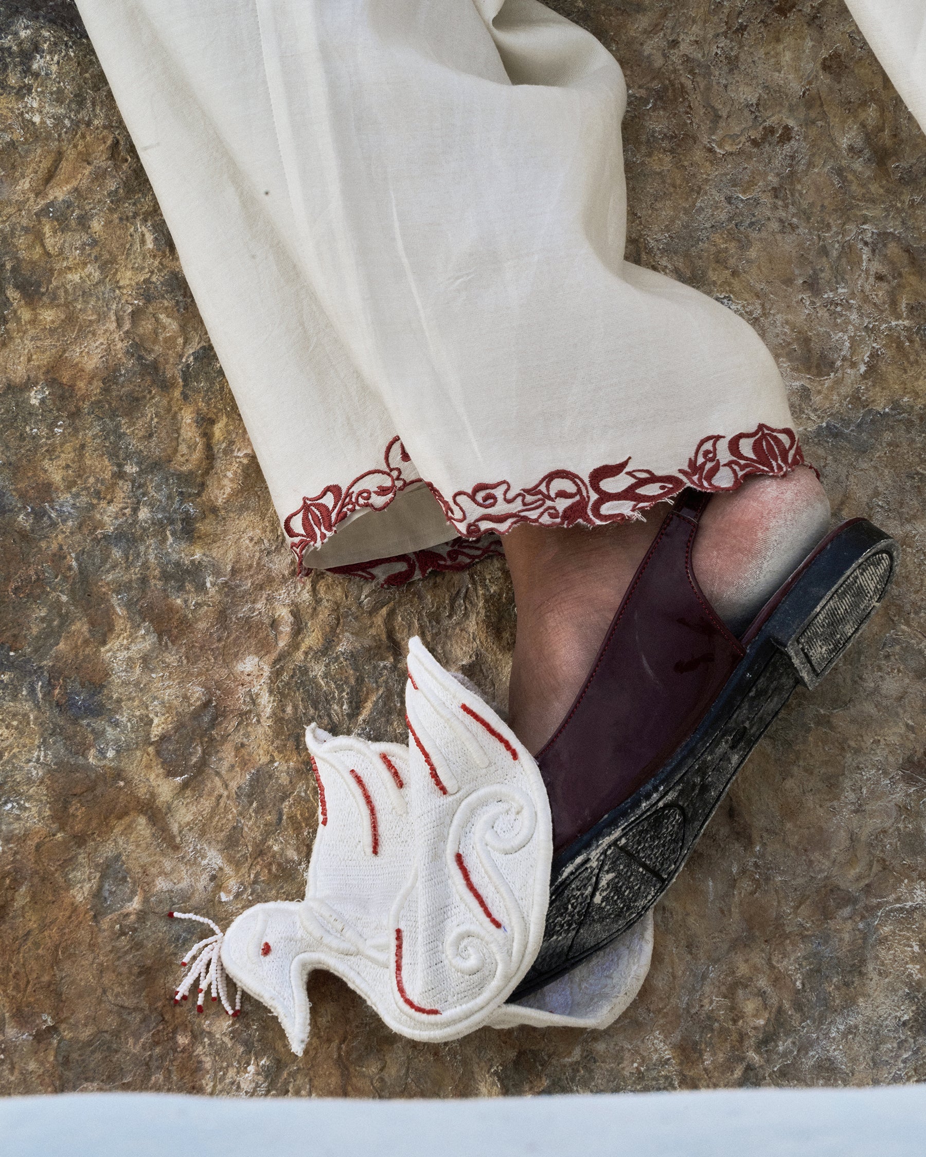 Thiri Embroidered Pants BOTTOMS Ahmev