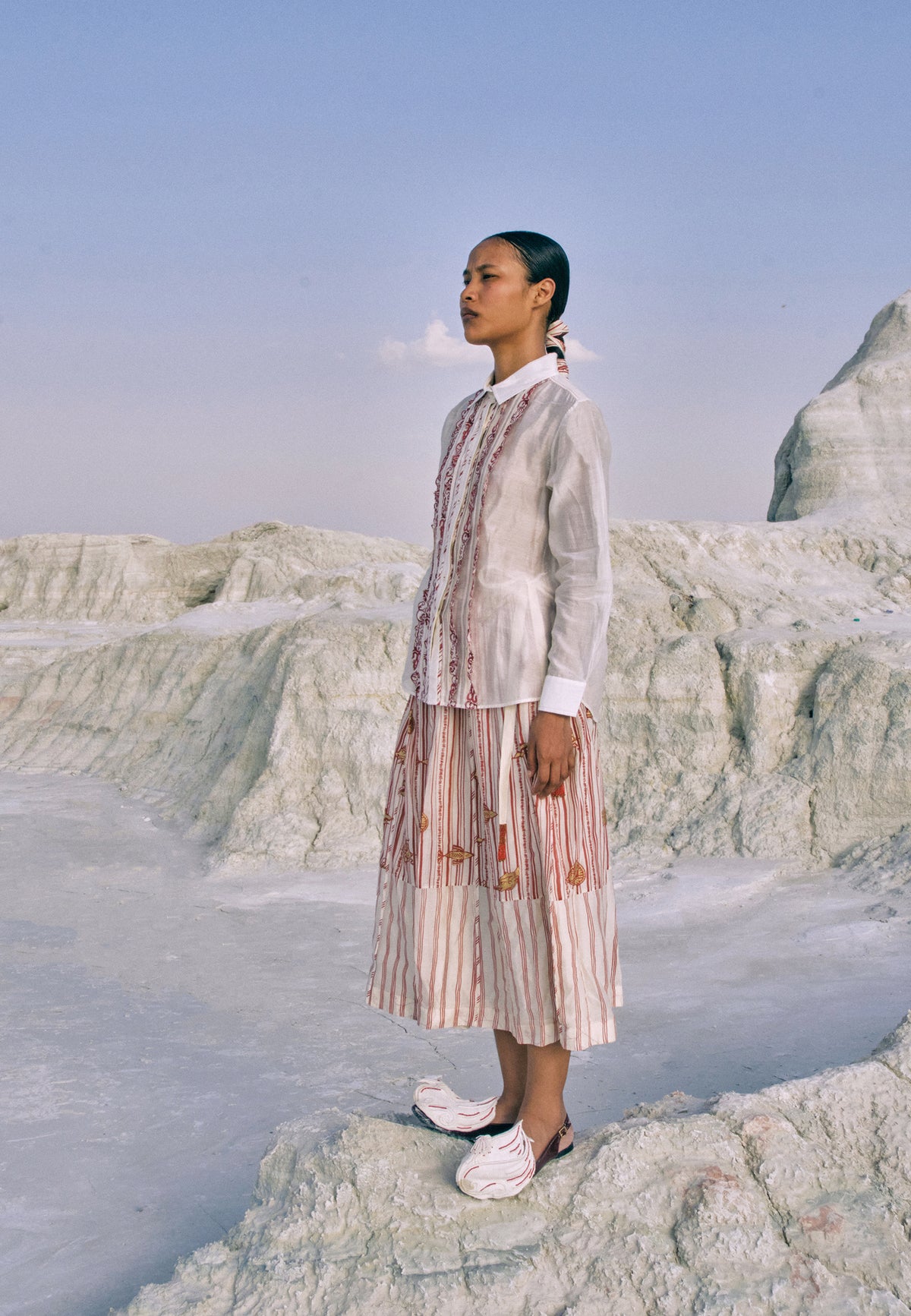Lwin Classic Lace Shirt TOPS Ahmev