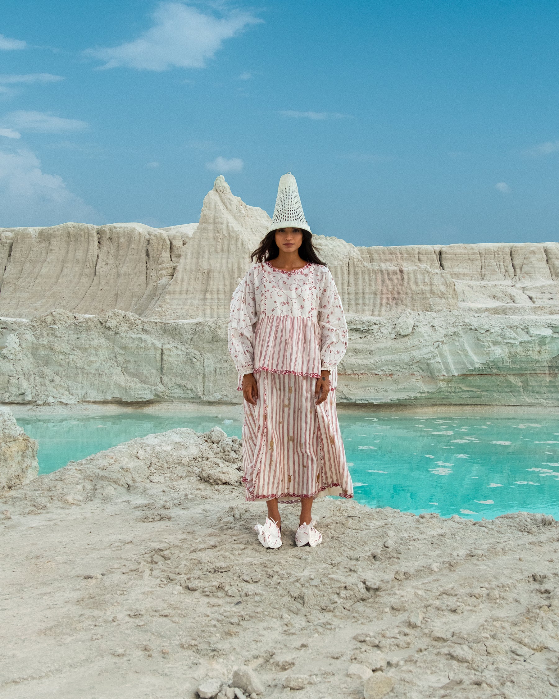 Hintha Gathered Dress DRESSES Ahmev