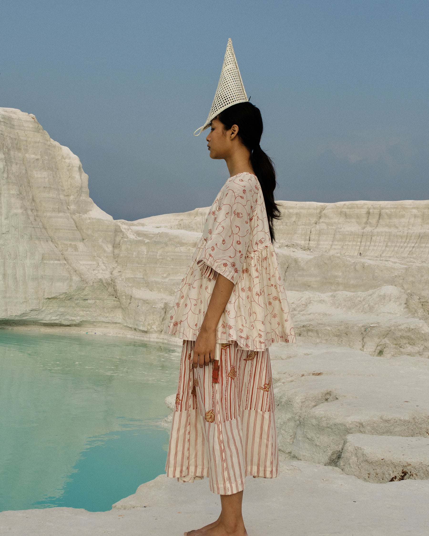 Taya Raglan Top TOPS Ahmev