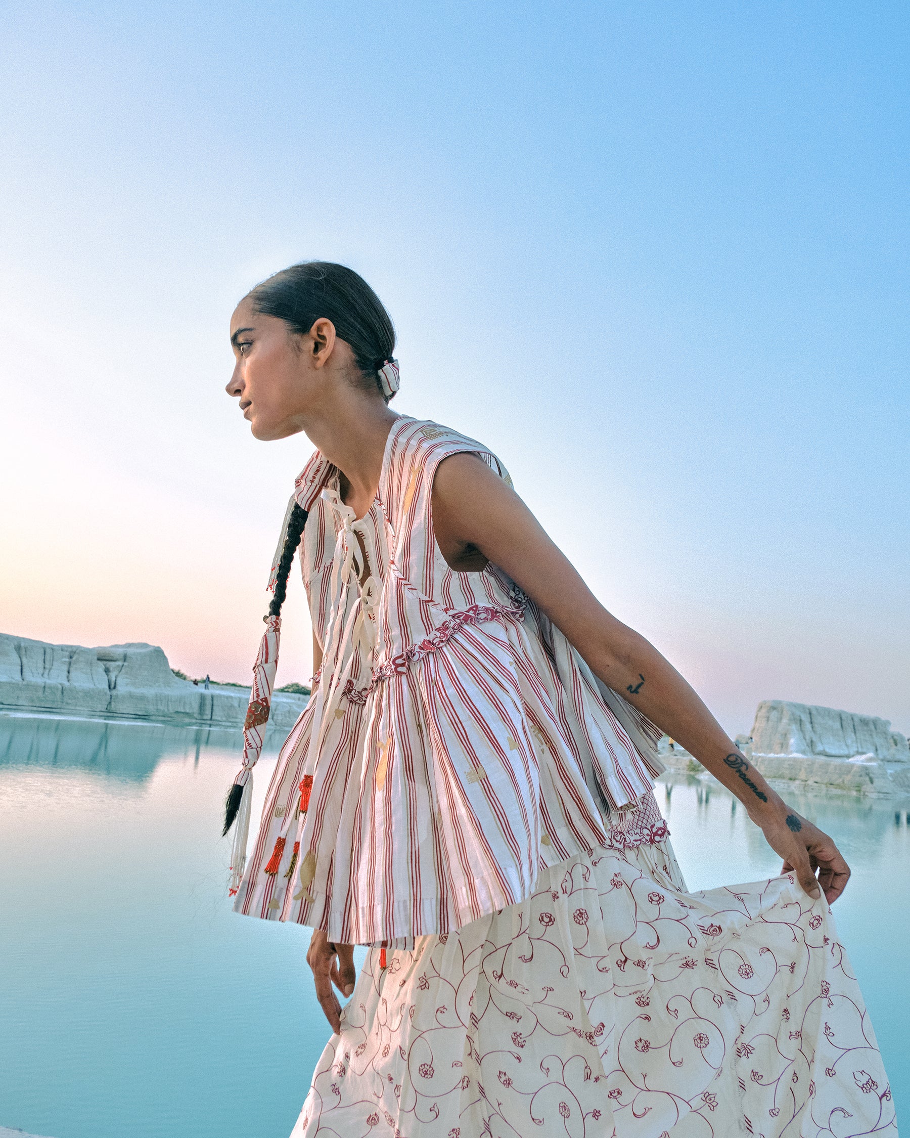 Pwint Tie-Up Top TOPS Ahmev