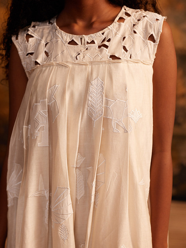 Kujaku Knife Pleat Dress DRESSES Ahmev