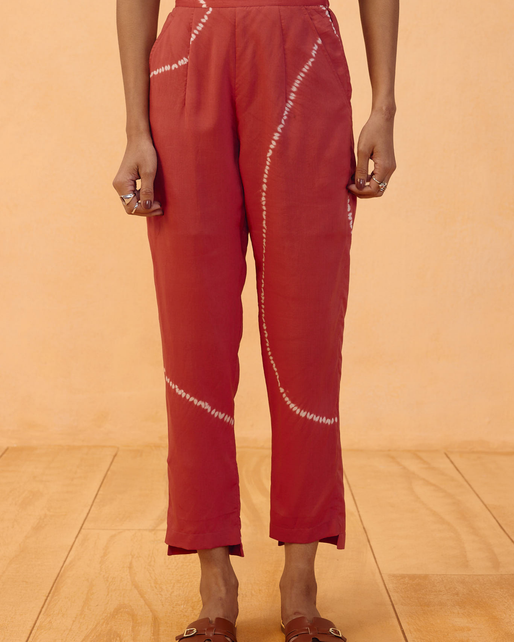 Balance Lyocell Trousers BOTTOMS SUI