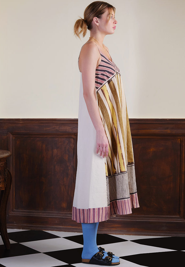 Lost In The Meadow Dress DRESSES IKKIVI