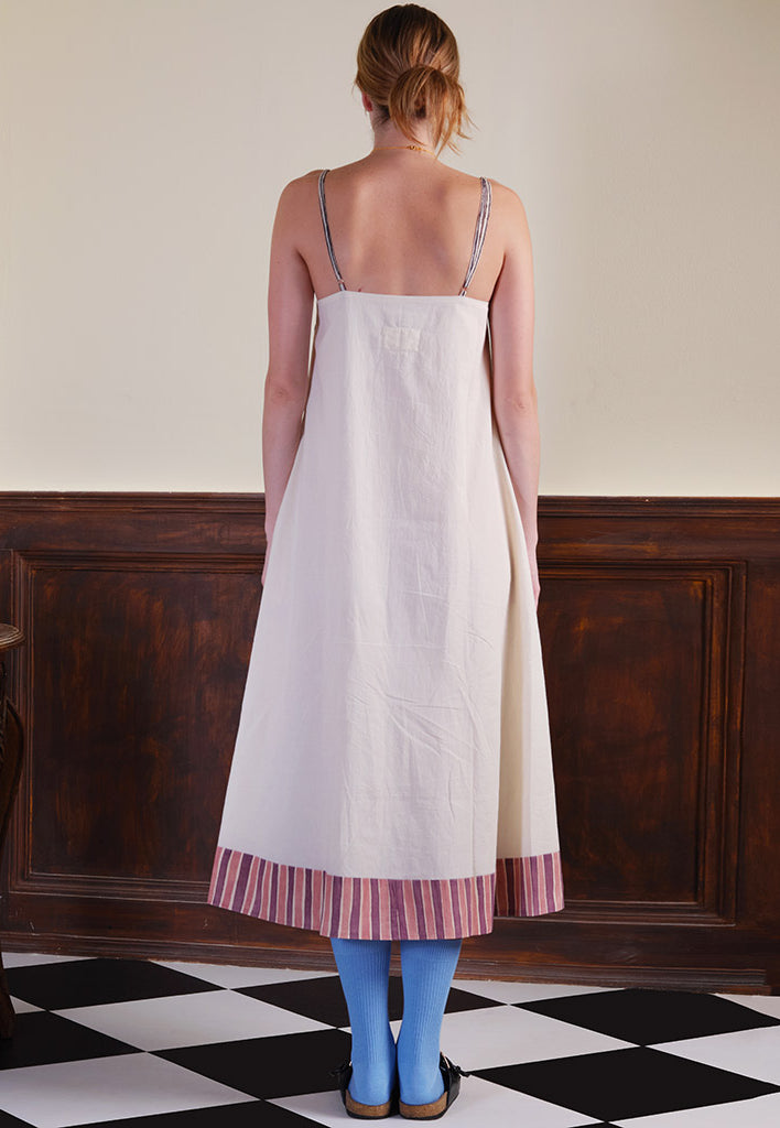 Lost In The Meadow Dress DRESSES IKKIVI