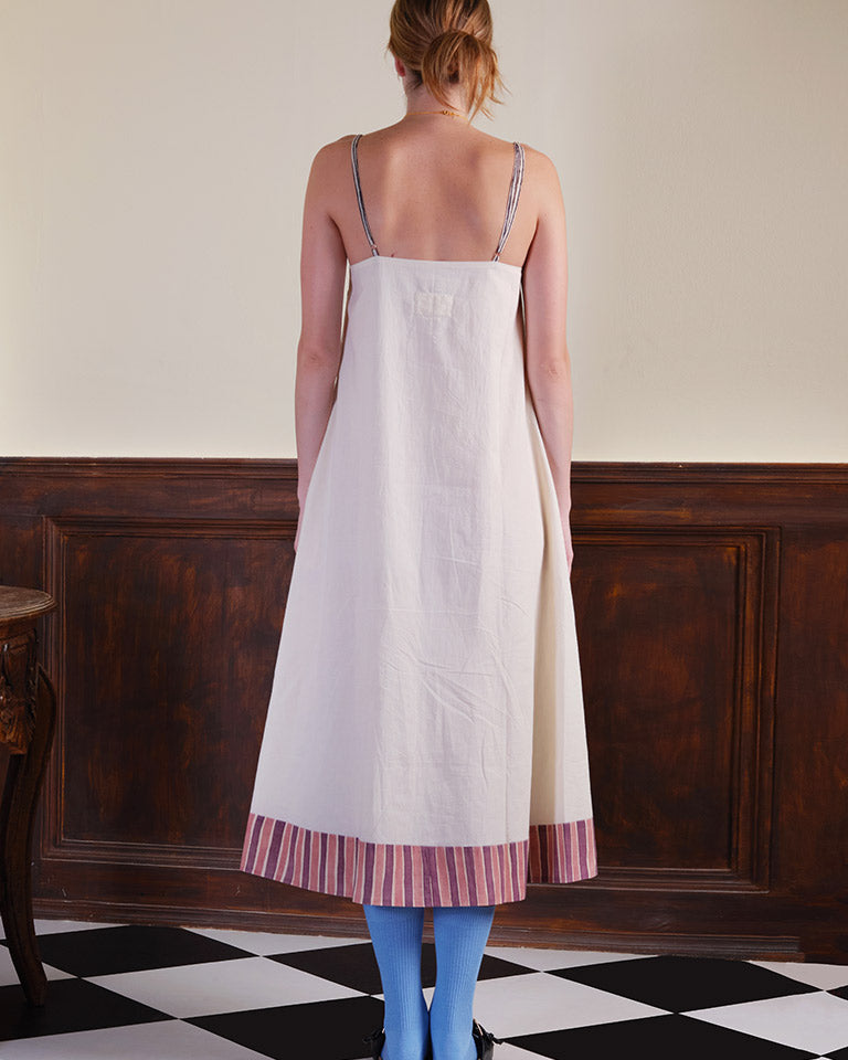 Lost In The Meadow Dress DRESSES IKKIVI