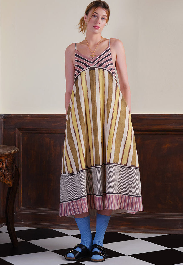 Lost In The Meadow Dress DRESSES IKKIVI