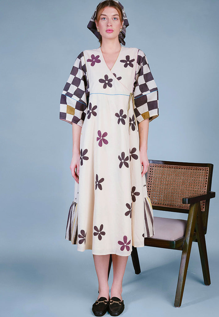 A Pause In The Story Dress DRESSES IKKIVI