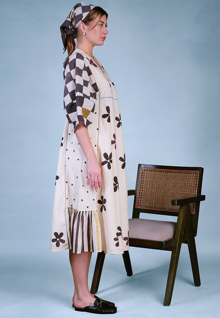 A Pause In The Story Dress DRESSES IKKIVI