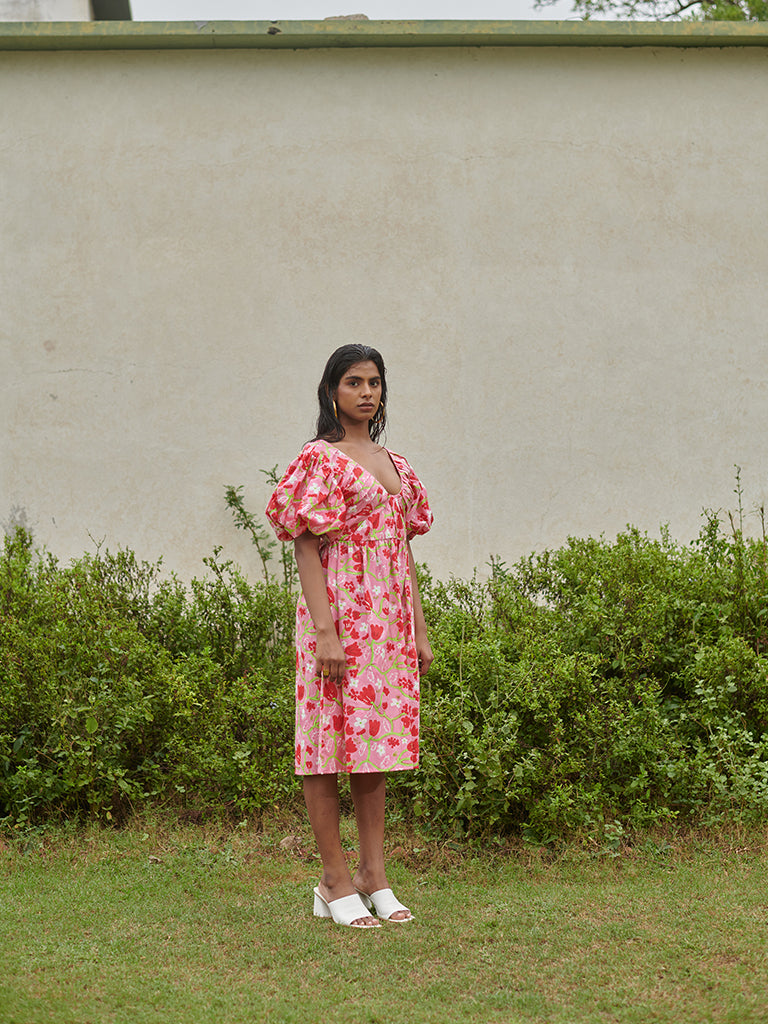 Le Blush Fleur Pleated Midi Dress DRESSES Khajoor