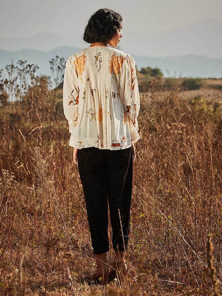 Florals In Snow Top TOPS KHARA KAPAS