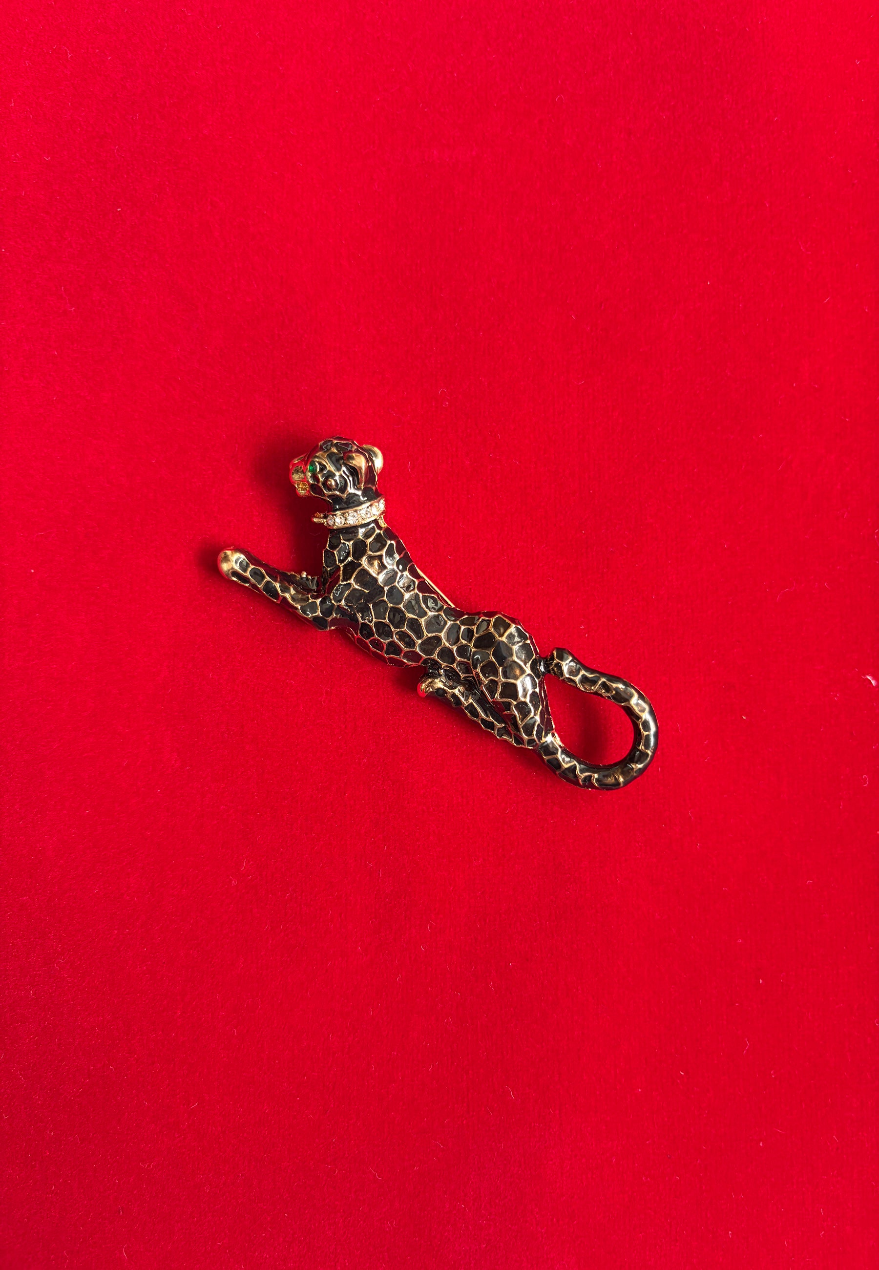 Bling On Spot Brooch ACCESSORIES IKKIVI