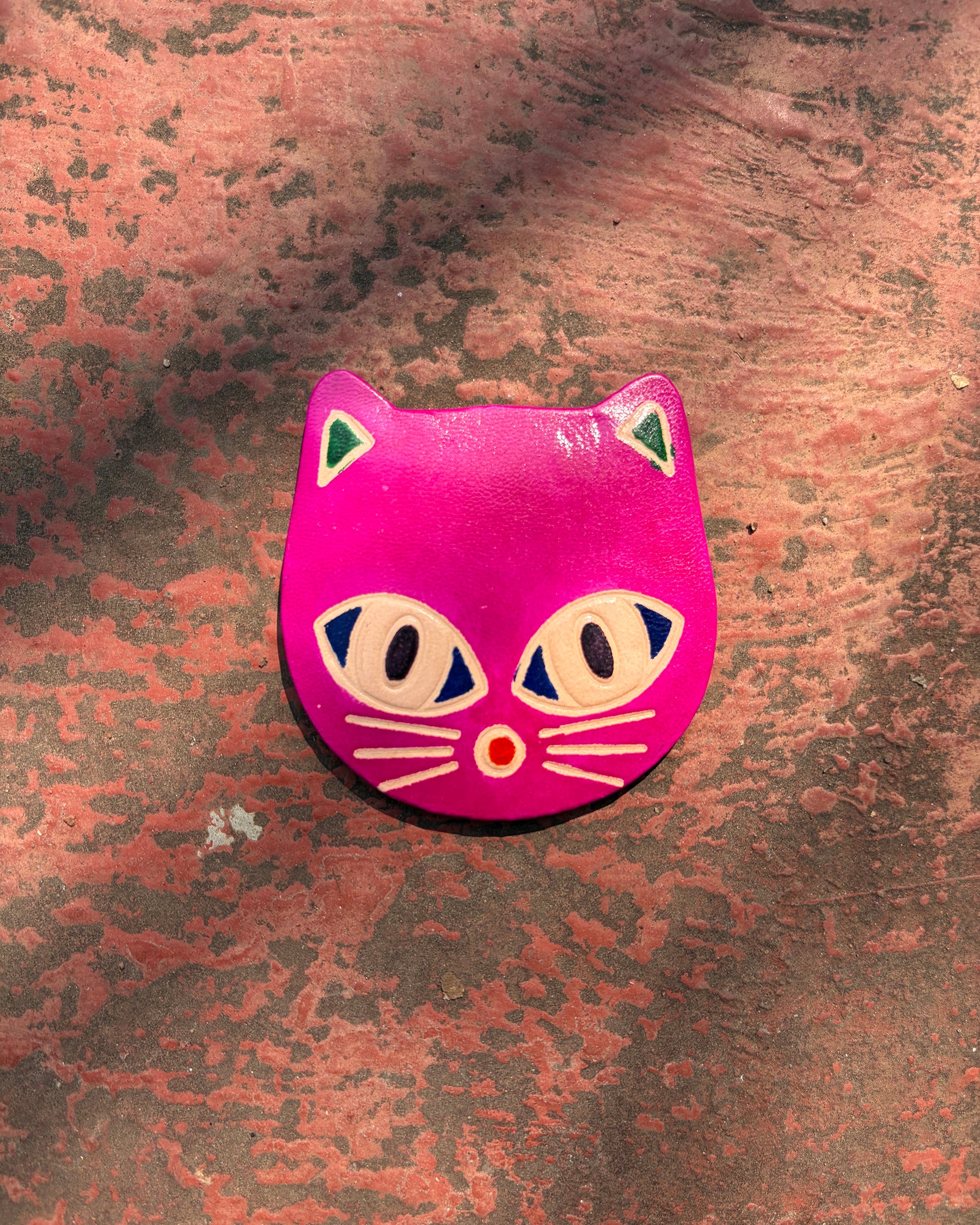 Meow Meow On the Wall Hand Mirror ACCESSORIES IKKIVI