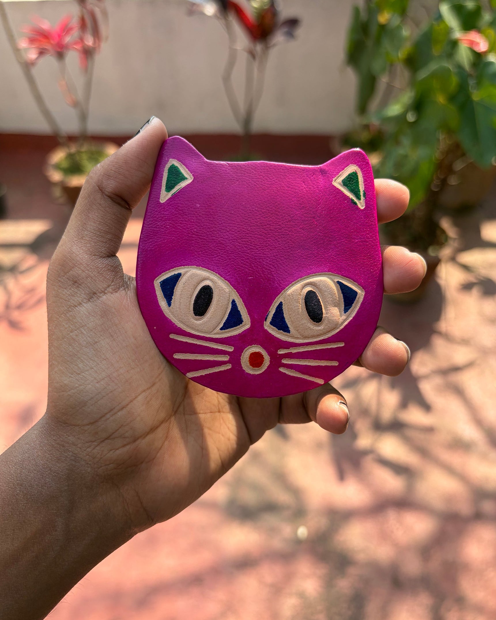 Meow Meow On the Wall Hand Mirror ACCESSORIES IKKIVI