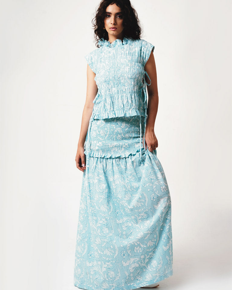 Iris Blue Top TOPS IKKIVI