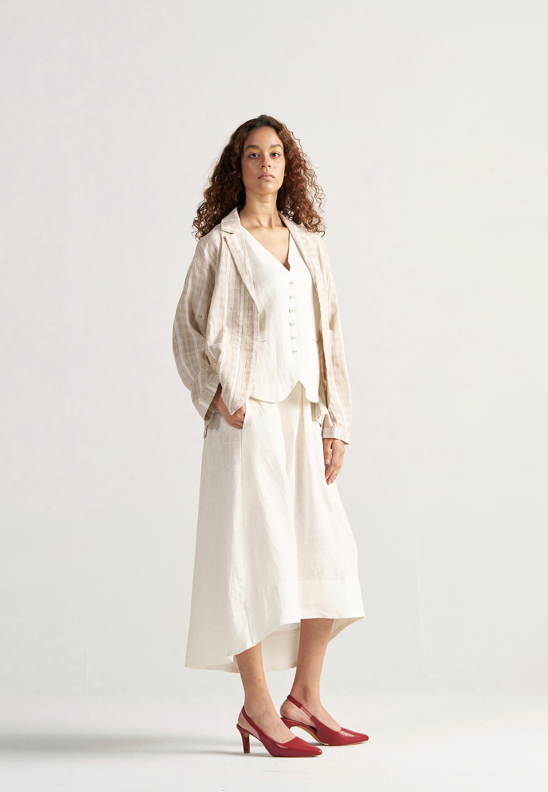 Tea Room Organic Blazer JACKETS IKKIVI