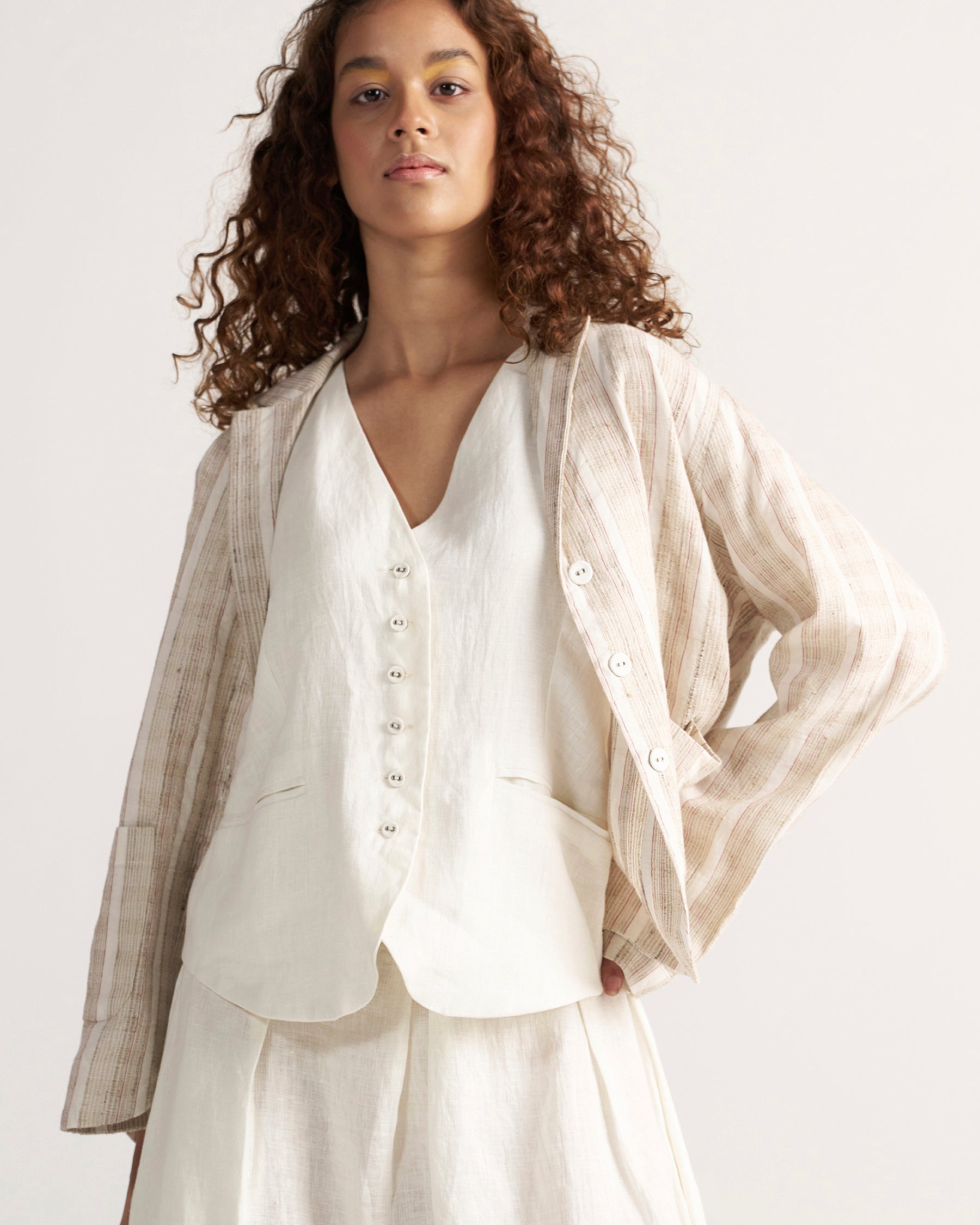 Tea Room Organic Blazer JACKETS IKKIVI