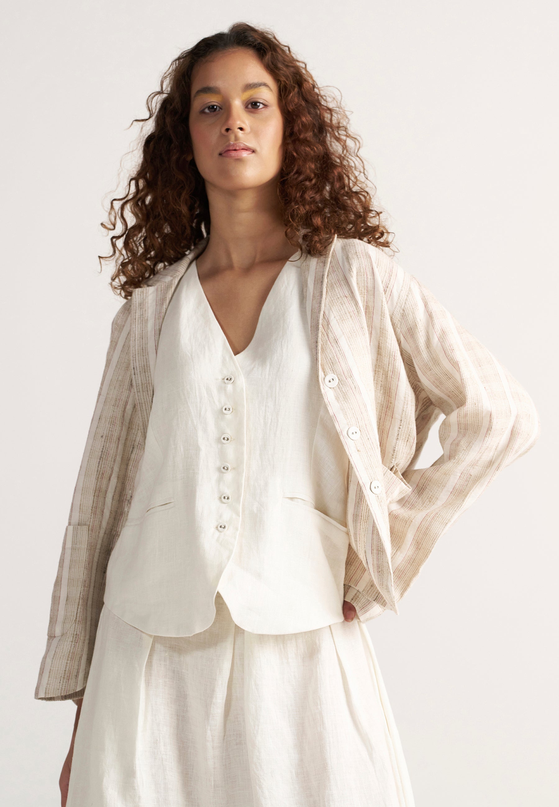 Tea Room Organic Blazer JACKETS IKKIVI