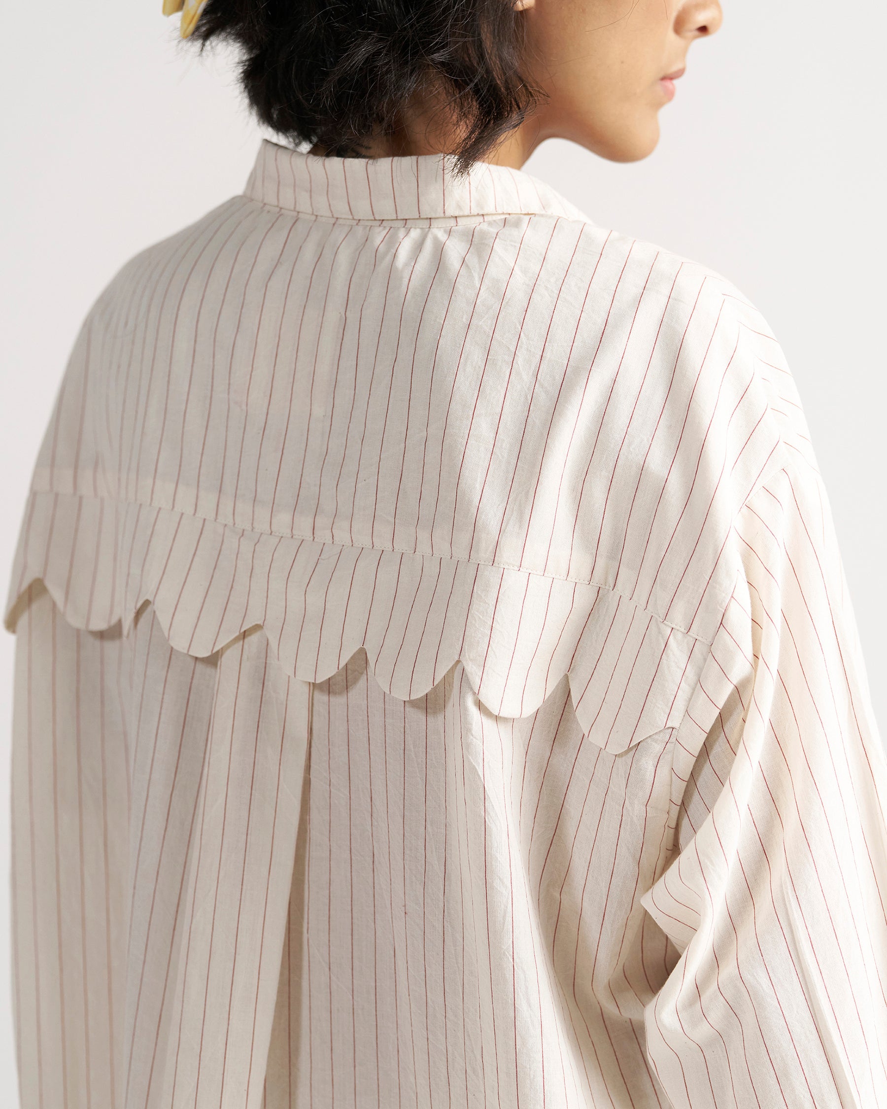 Sunday Classic Old Page Shirt TOPS IKKIVI