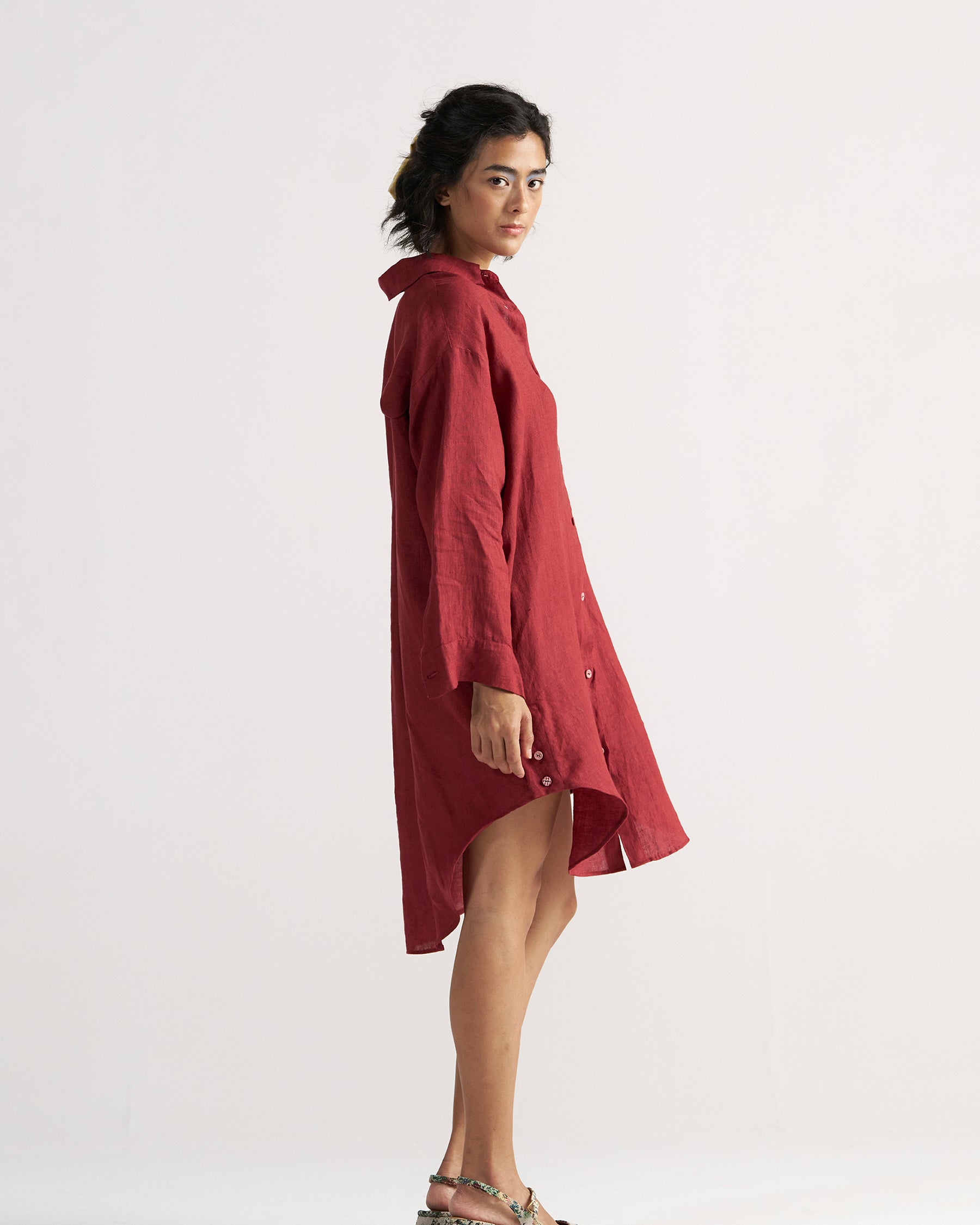 Sunday Classic Crimson Shirt TOPS IKKIVI