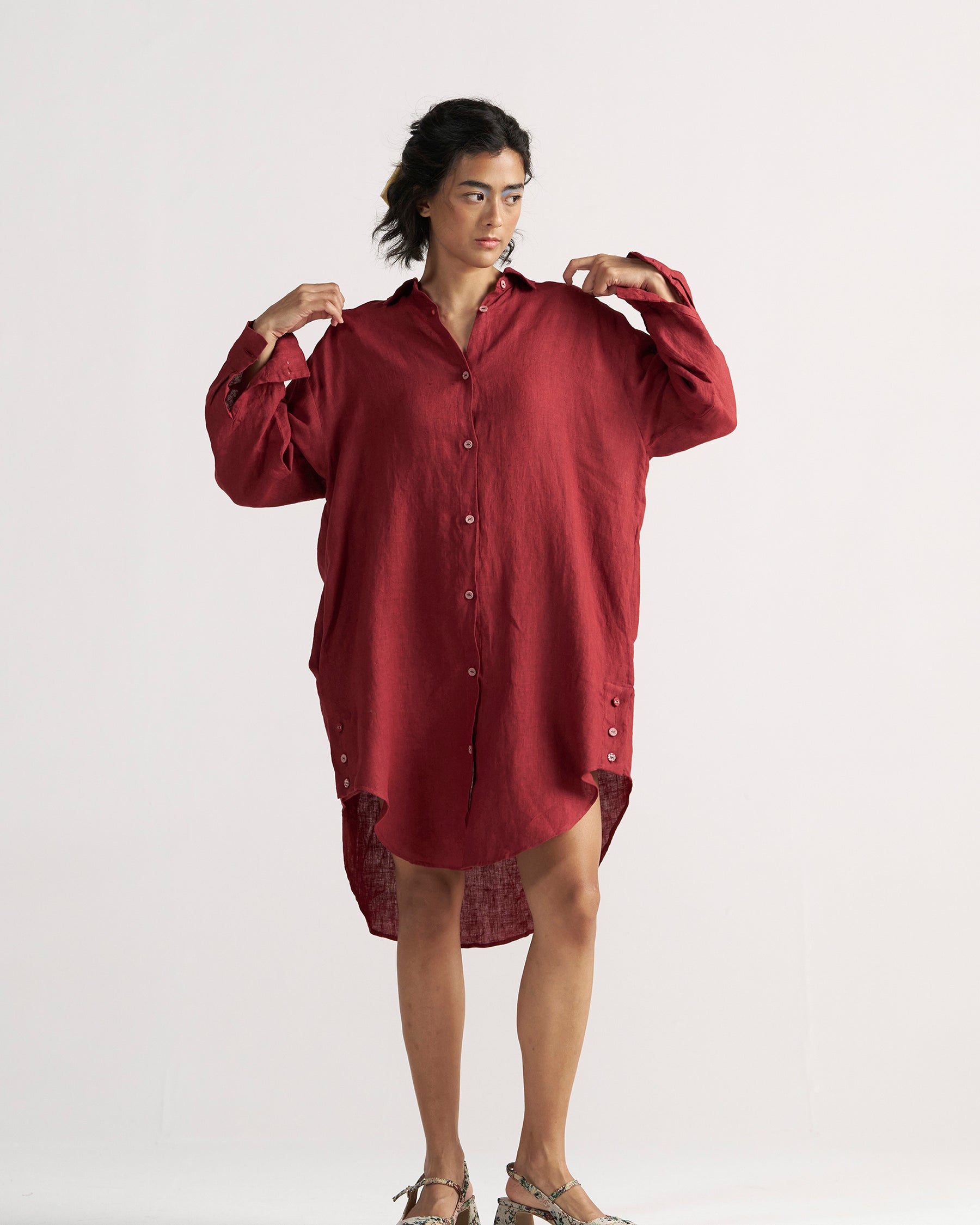 Sunday Classic Crimson Shirt TOPS IKKIVI
