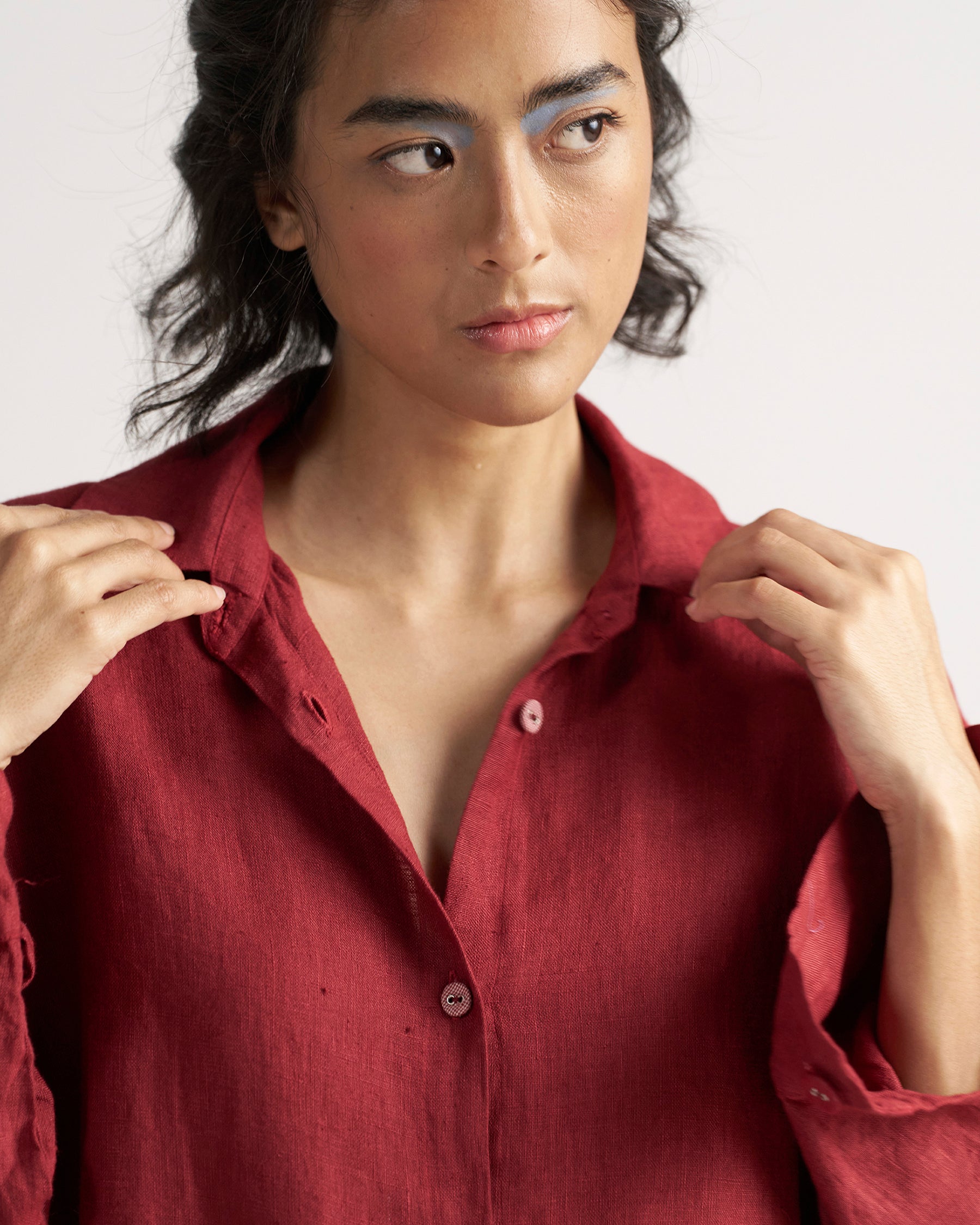 Sunday Classic Crimson Shirt TOPS IKKIVI