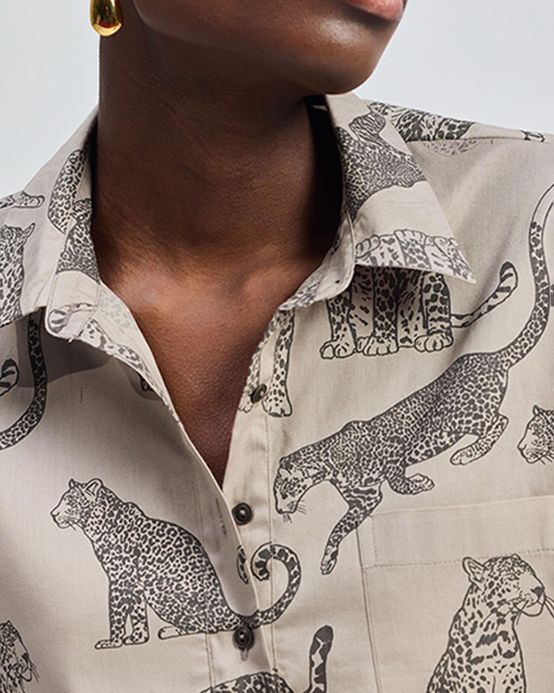 Oversized Cropped Animal Print Shirt TOPS Reistor