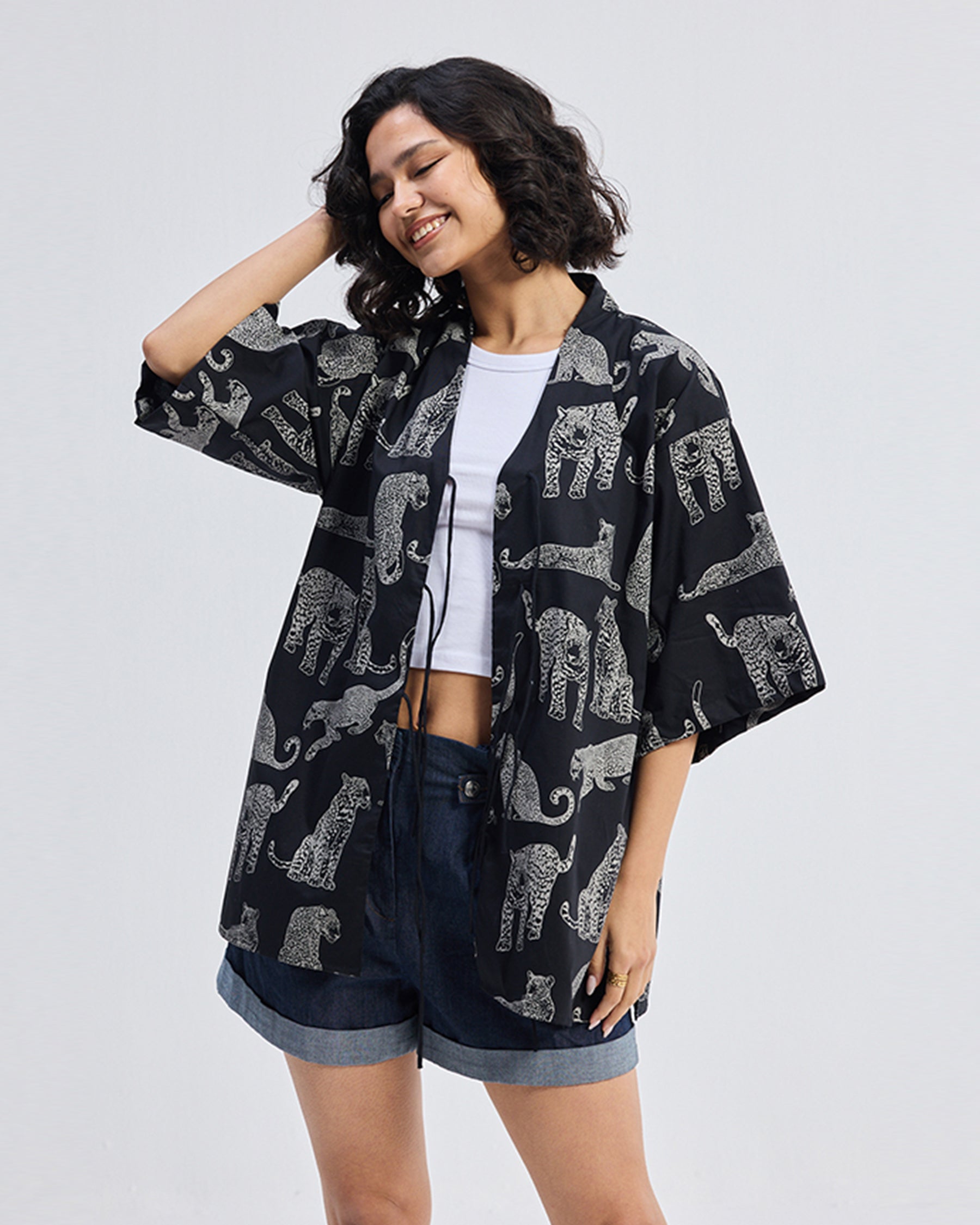 Overiszed Front Tie Animal Print Shirt TOPS Reistor