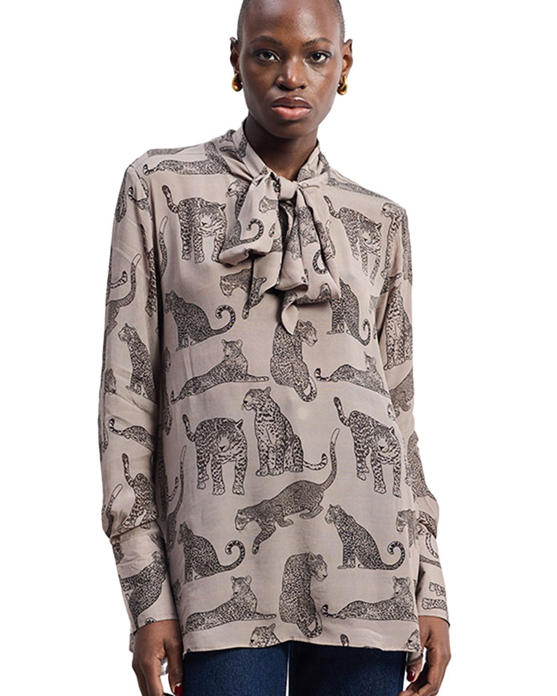 Relaxed Fit Front Tie Animal Top TOPS Reistor