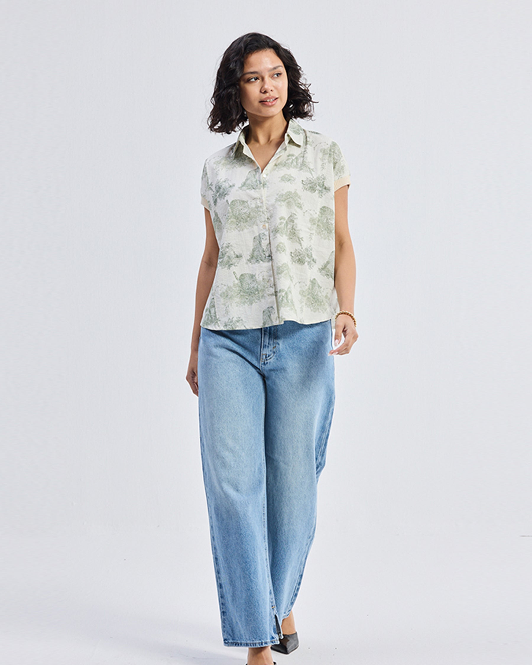 Relaxed Fit Button Down Animal Print Shirt TOPS Reistor