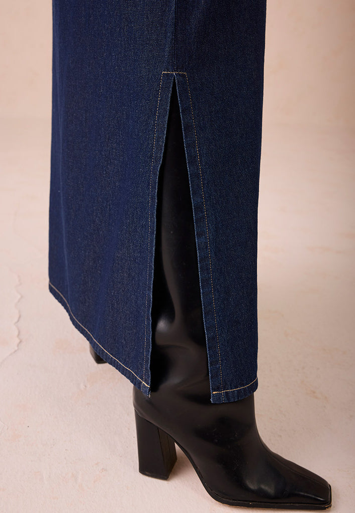 The Slow Sustainable Maxi Dress DRESSES SUI