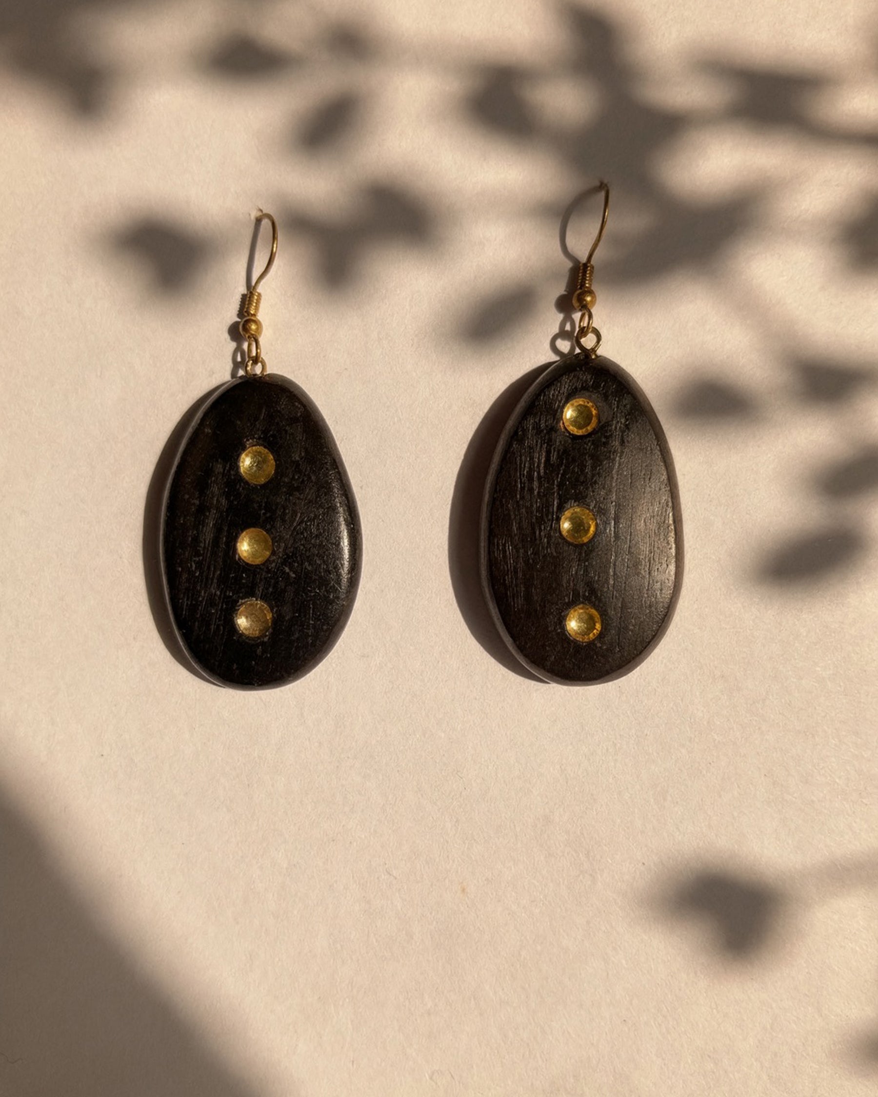 Pebble Wooden Earrings ACCESSORIES IKKIVI