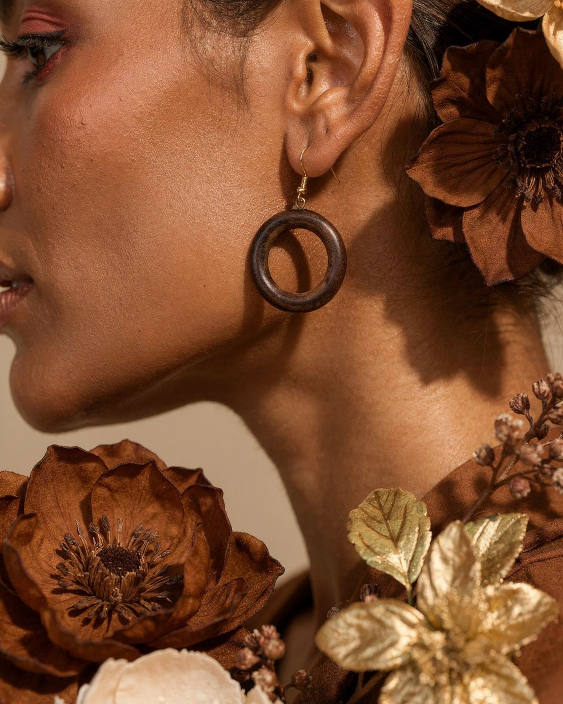 Hoop Loop Wooden Earrings ACCESSORIES IKKIVI
