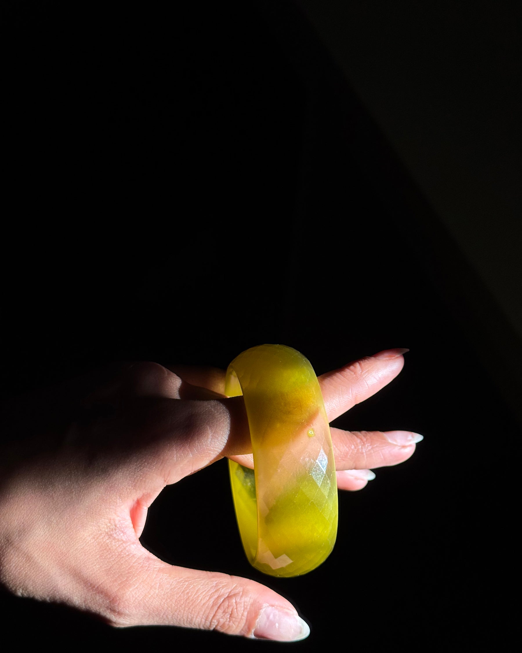 Crystal Cut Lime Yellow Bangle ACCESSORIES IKKIVI