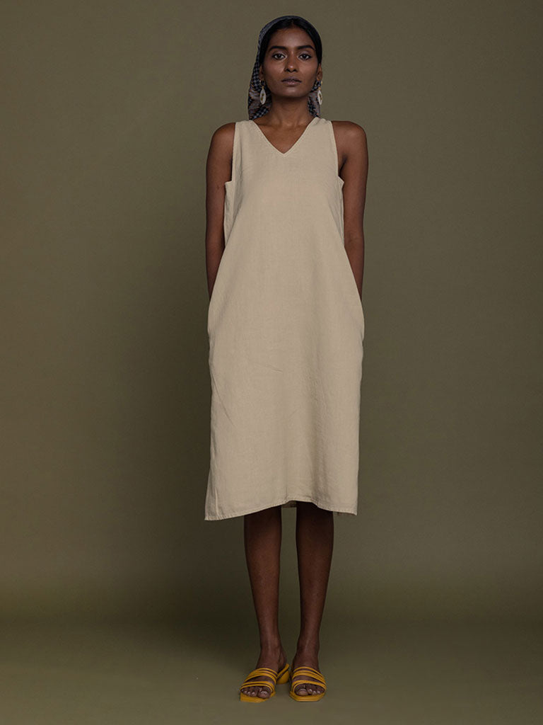 Reading Tea Leaves DRESSES Reistor