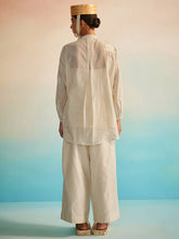 Load image into Gallery viewer, Akai Ito Mandarin Shirt TOPS Ahmev
