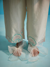 Load image into Gallery viewer, Shiori Appliqué Pants BOTTOMS Ahmev
