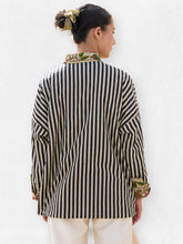 Load image into Gallery viewer, Tana Shacket TOPS IKKIVI
