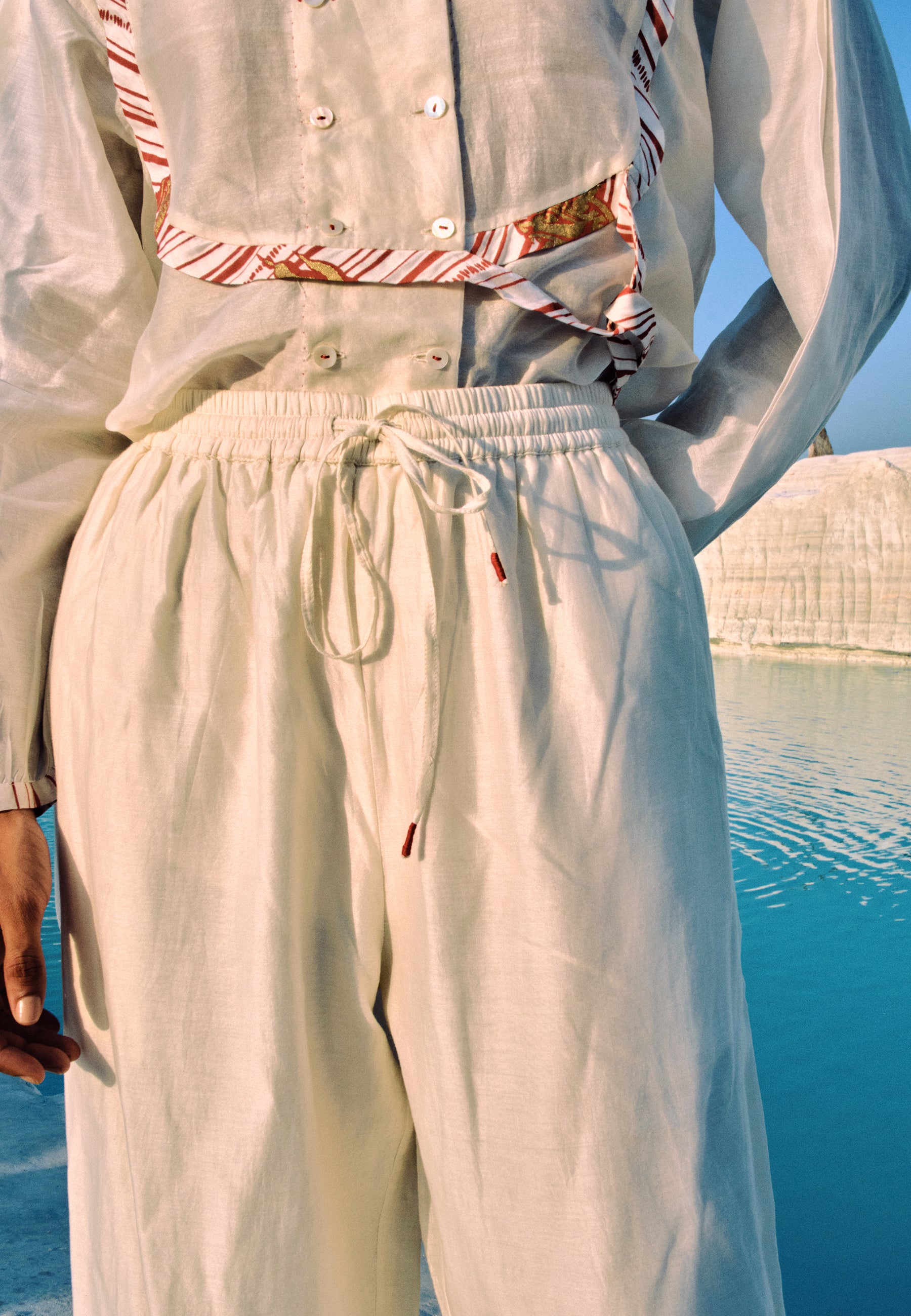 Thiri Embroidered Pants BOTTOMS Ahmev