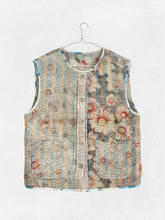 Load image into Gallery viewer, Mizumi Vest
