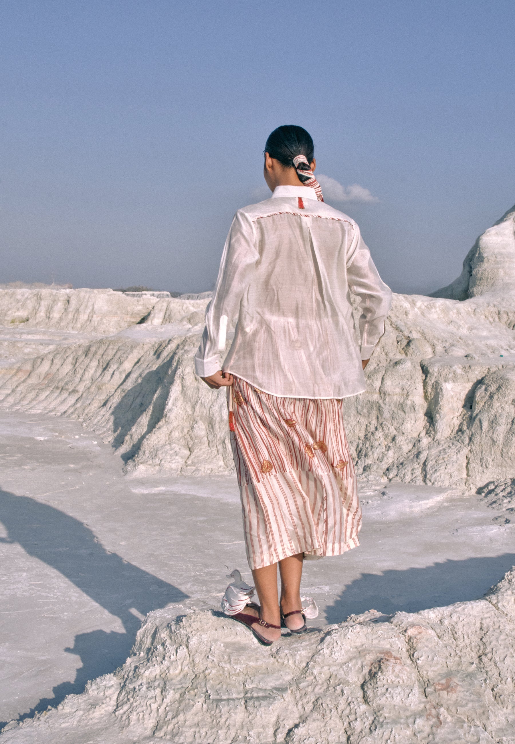 Lwin Classic Lace Shirt TOPS Ahmev