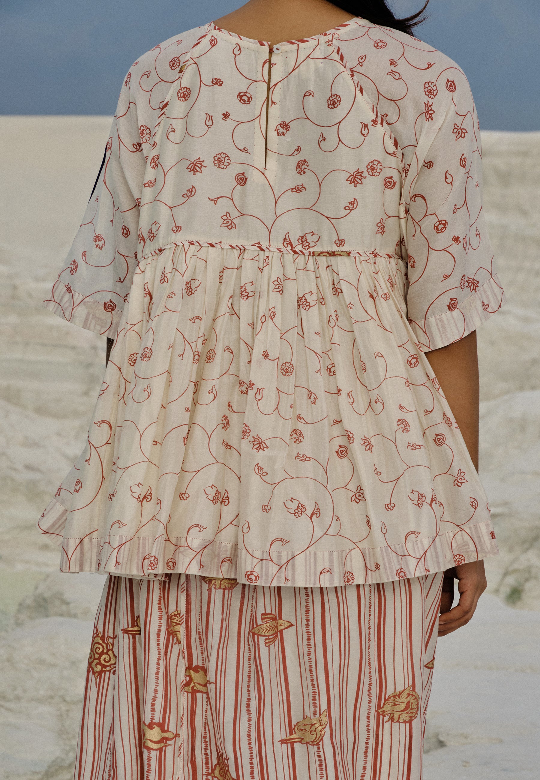 Taya Raglan Top TOPS Ahmev