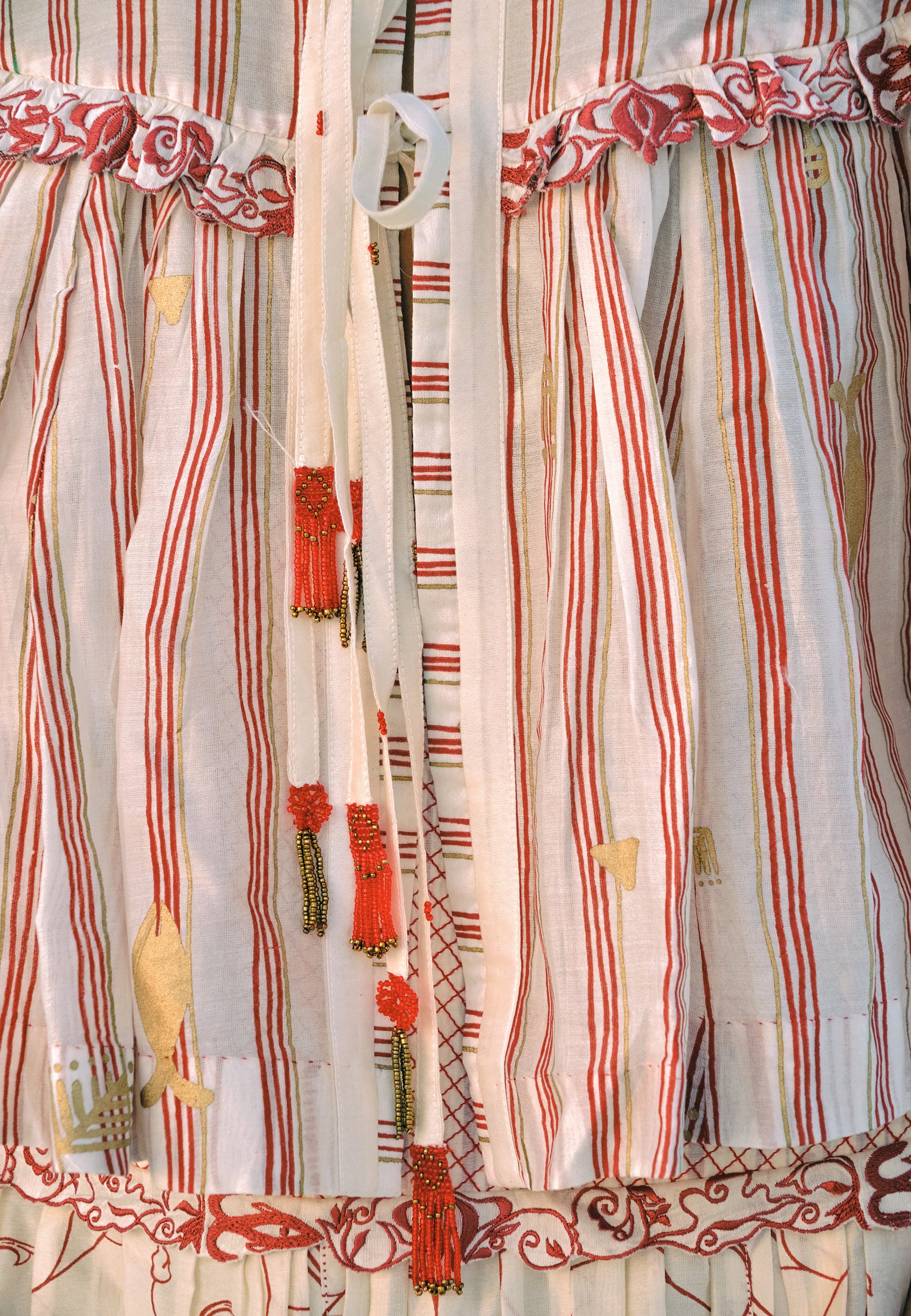 Pwint Tie-Up Top TOPS Ahmev