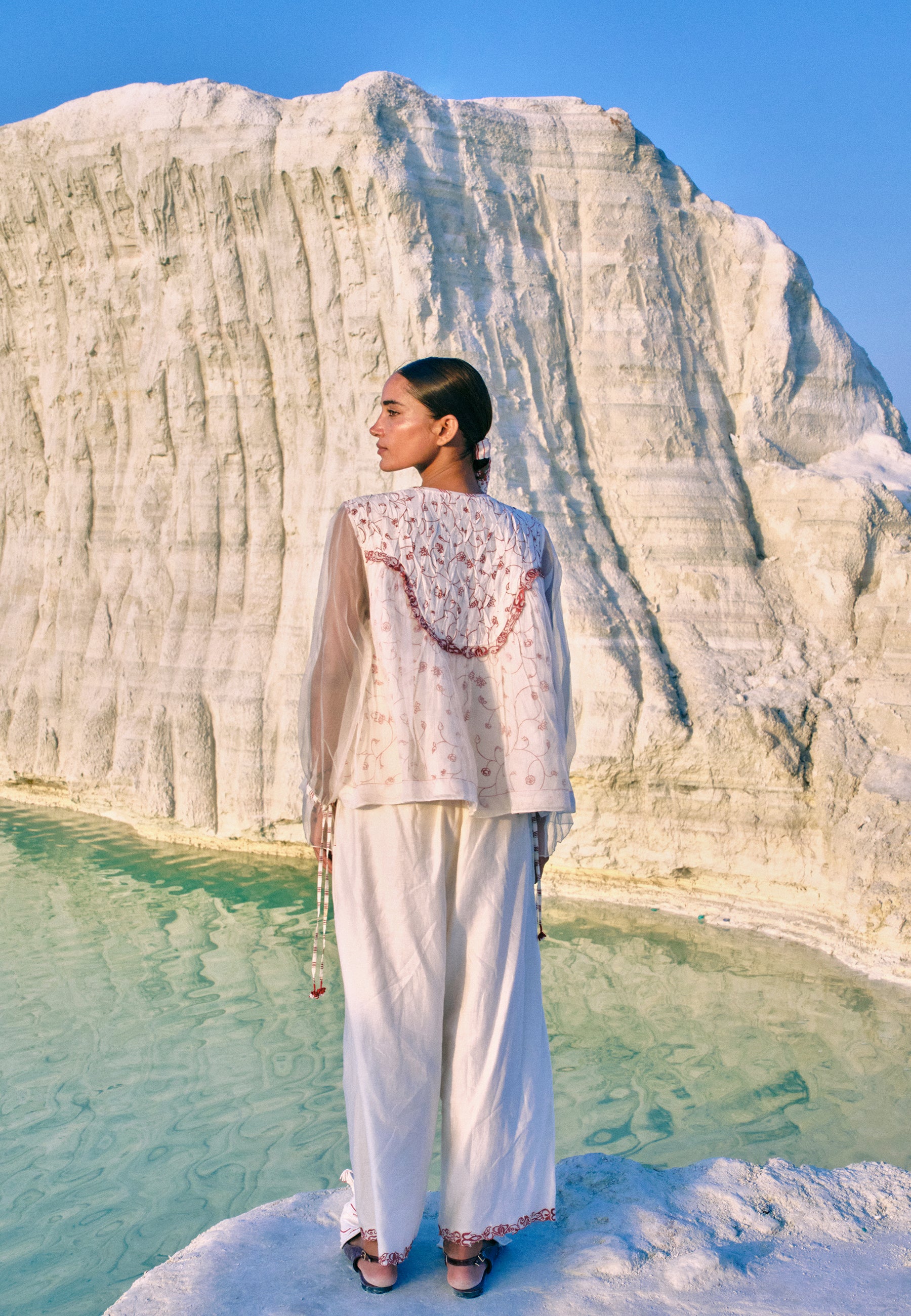 Khin Yoke Top TOPS Ahmev